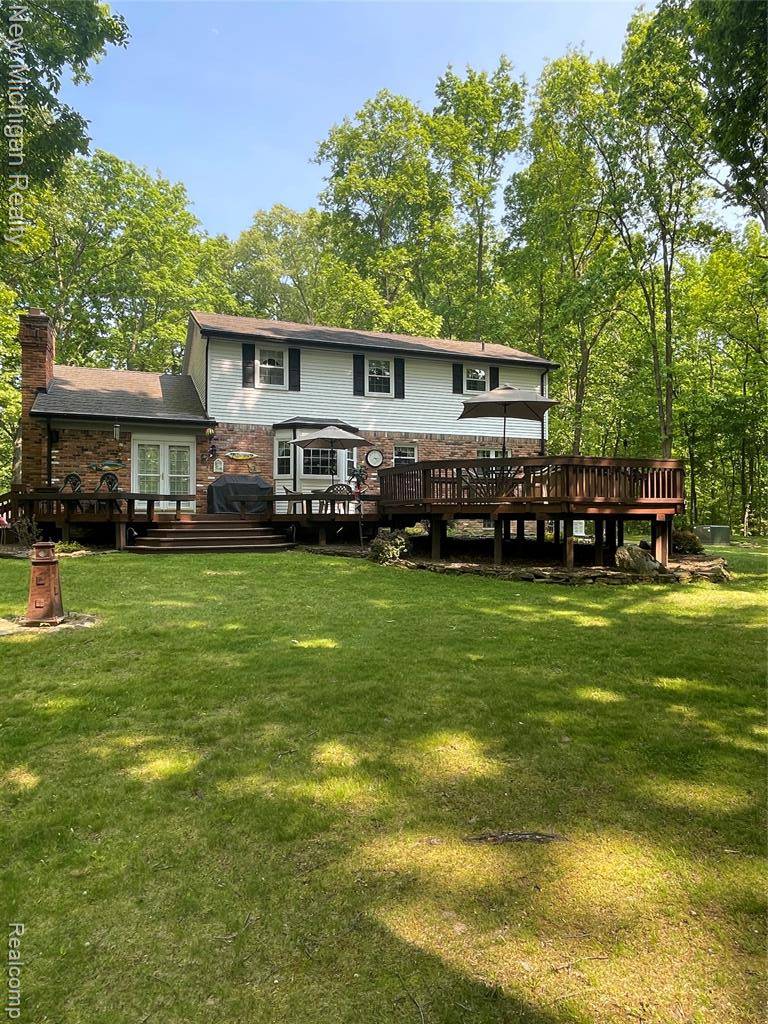 Howell, MI 48855,6567 Heaven Drive