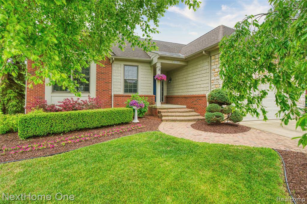 New Hudson, MI 48165,57755 Cider Mill Drive