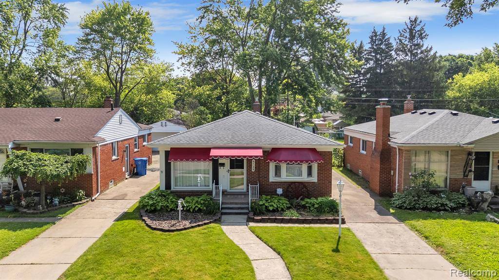 Dearborn Heights, MI 48125,4129 Vassar Street