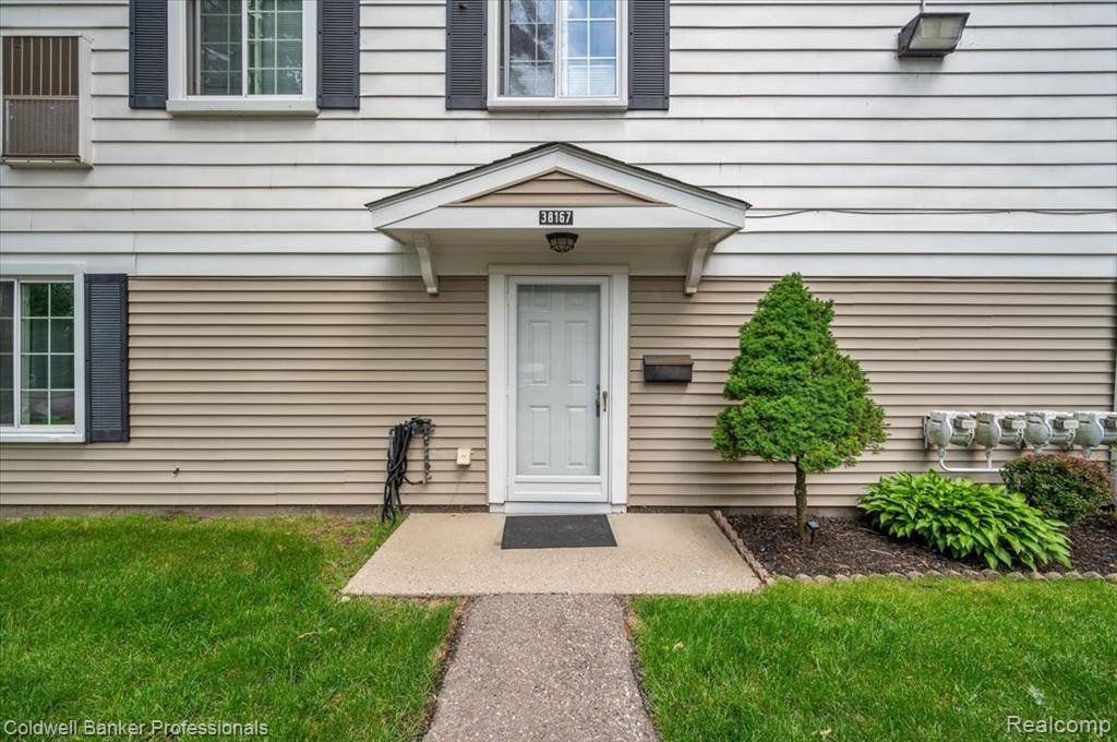 Westland, MI,38167 Greenwood Street