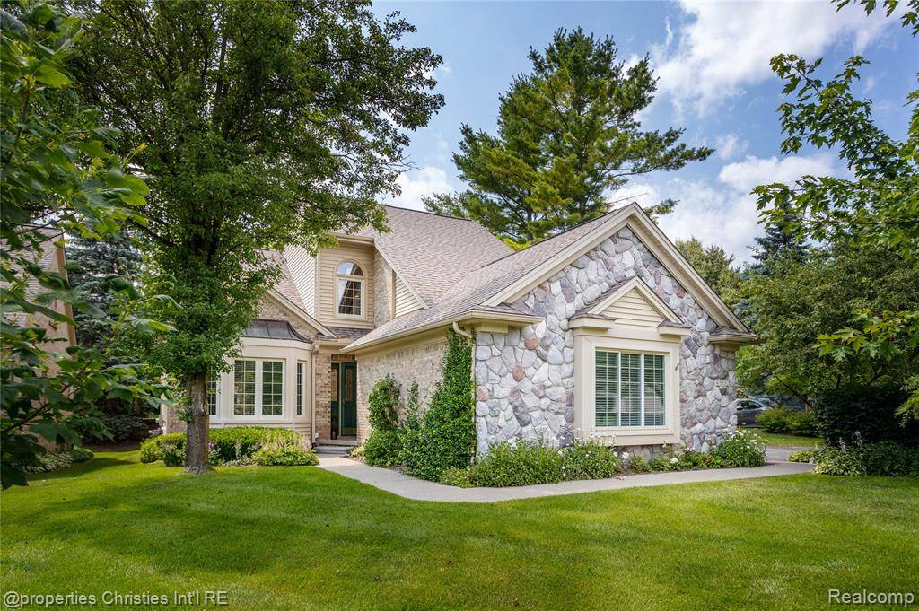 Plymouth, MI 48170,45330 Stonehedge Drive