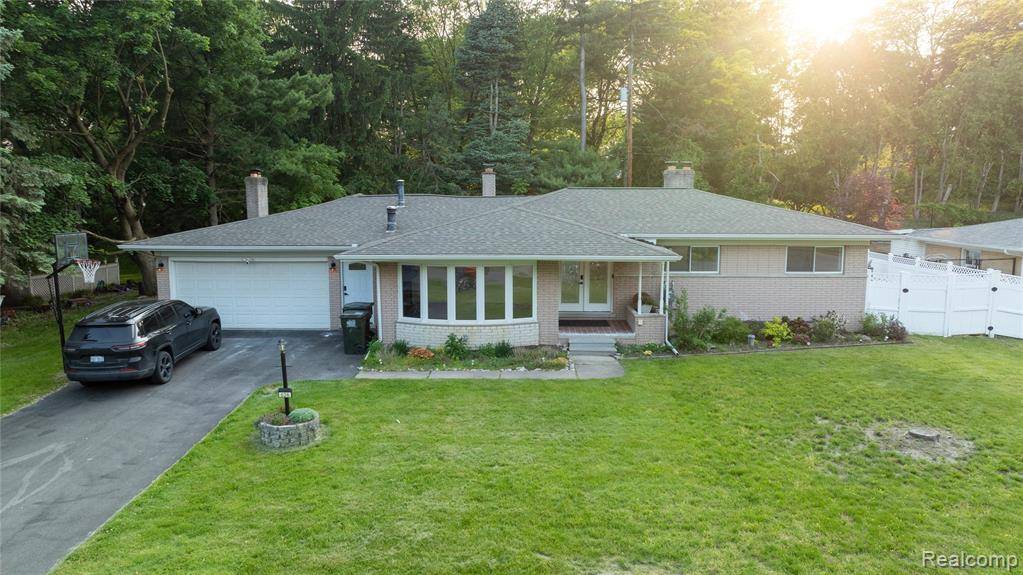 Rochester Hills, MI 48309,626 Wilwood Road