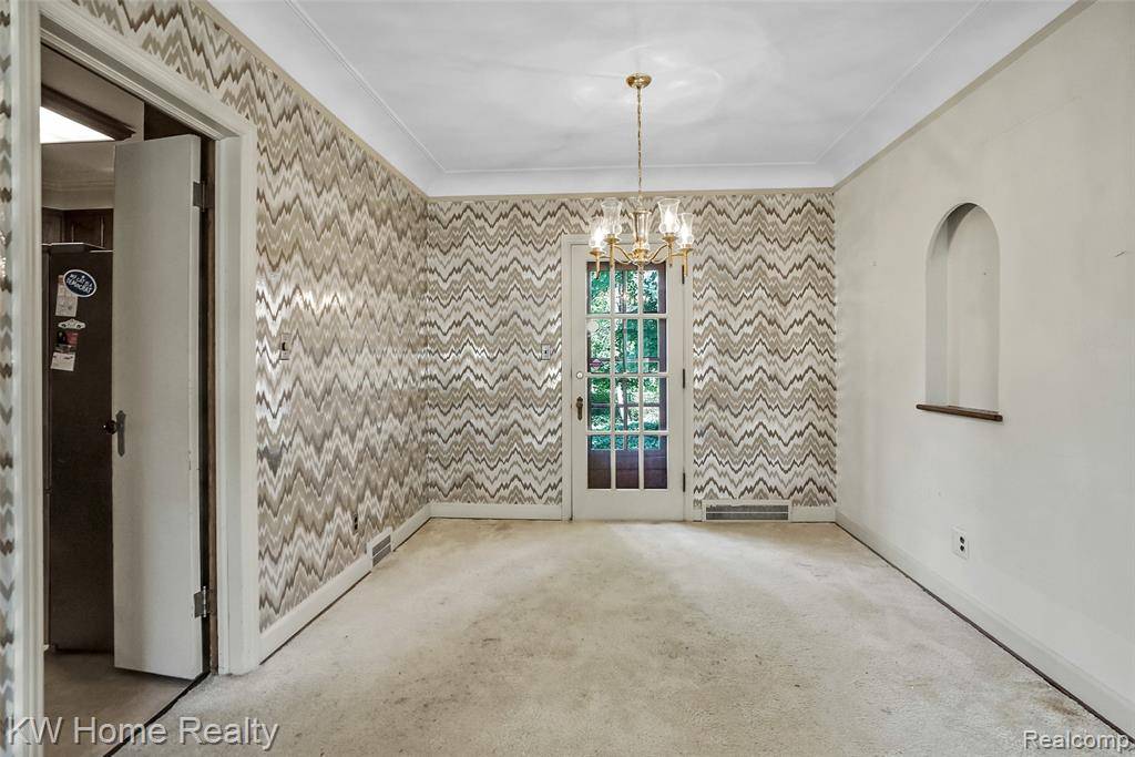 Lathrup Village, MI 48076,27943 Sunset W Boulevard