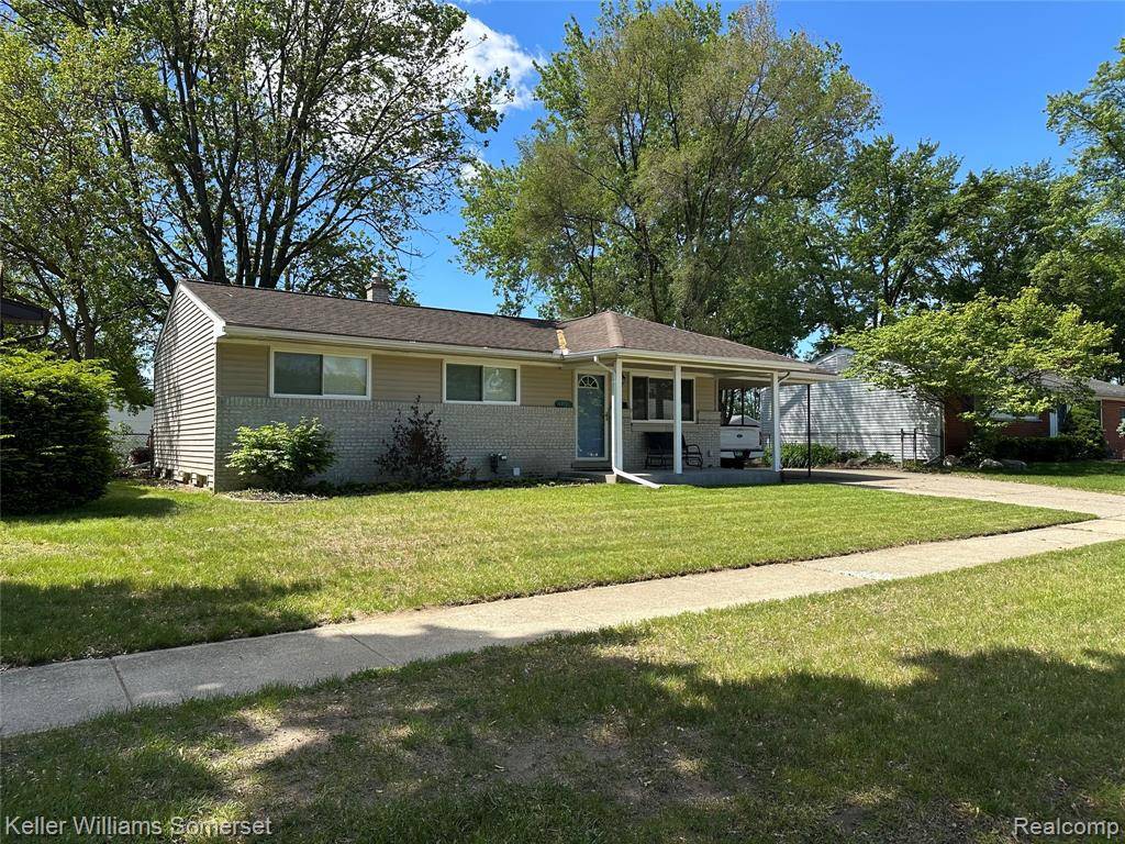 Sterling Heights, MI 48313,11926 Lori Drive