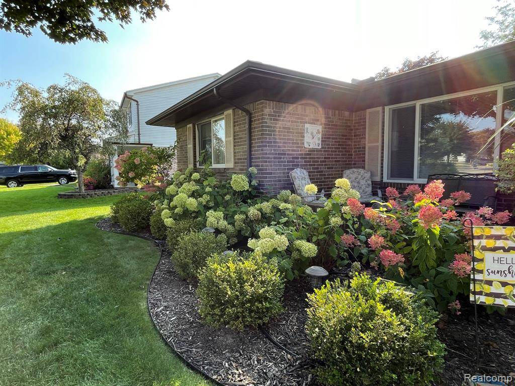 Sterling Heights, MI 48313,14548 Four Lakes Drive