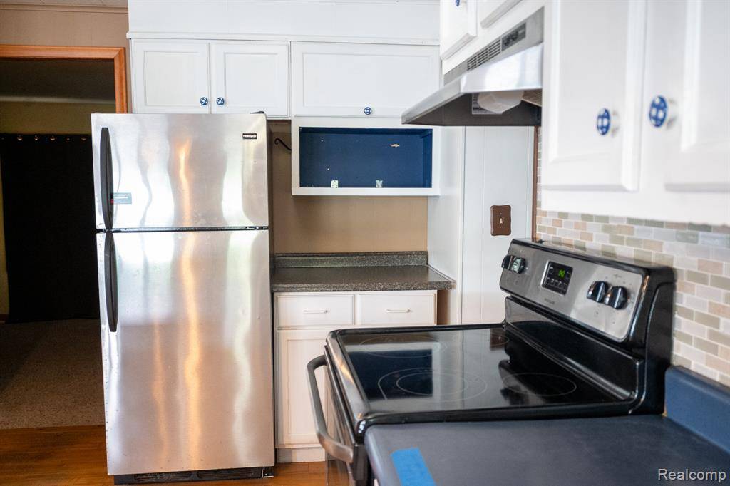 Columbiaville, MI 48421,3236 Shady Oak Drive