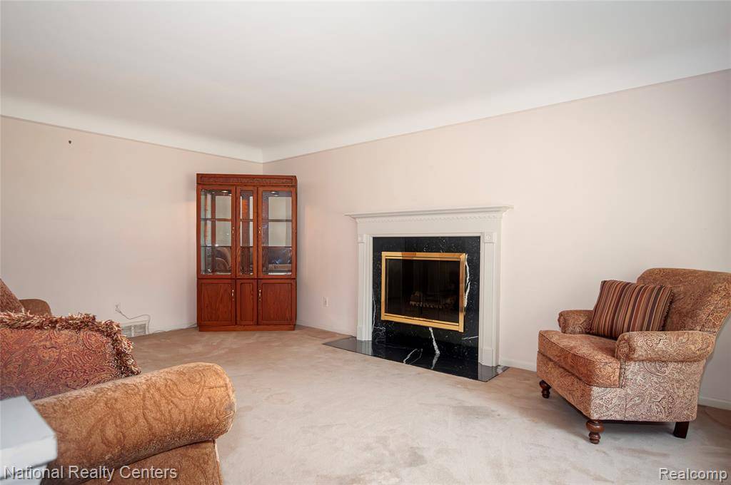 Saint Clair Shores, MI 48080,20013 Chalon Street