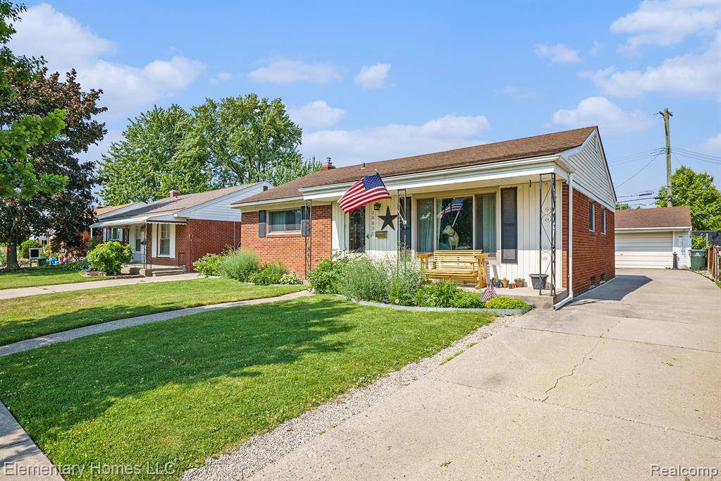 Saint Clair Shores, MI 48081,28835 Joan Street