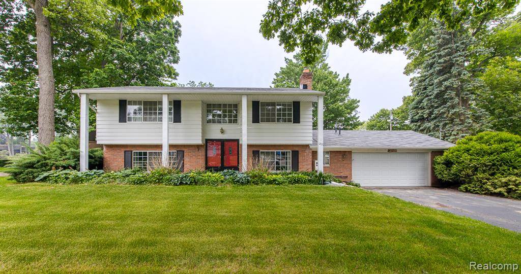 White Lake, MI 48383,1231 Duckwood Court