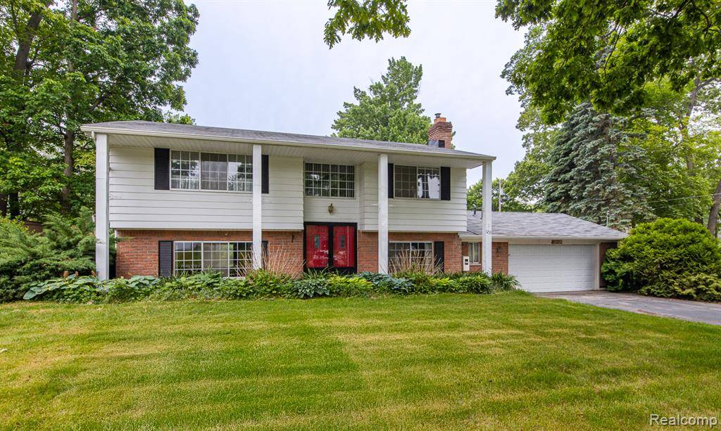 White Lake, MI 48383,1231 Duckwood Court