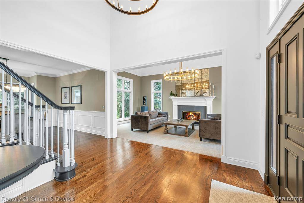 Northville, MI 48168,17944 RIDGEVIEW Drive