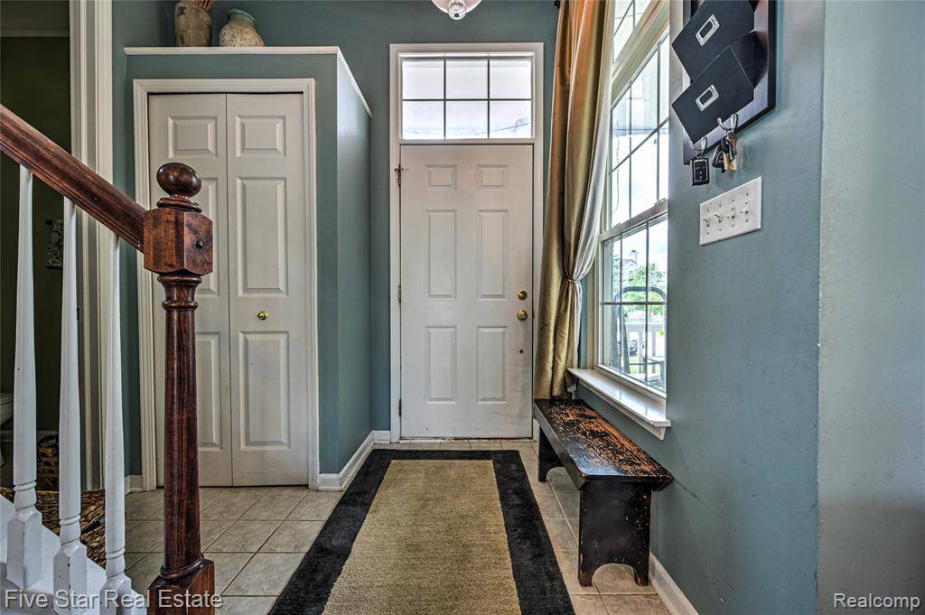 Oxford, MI 48371,1294 Fountain View Court