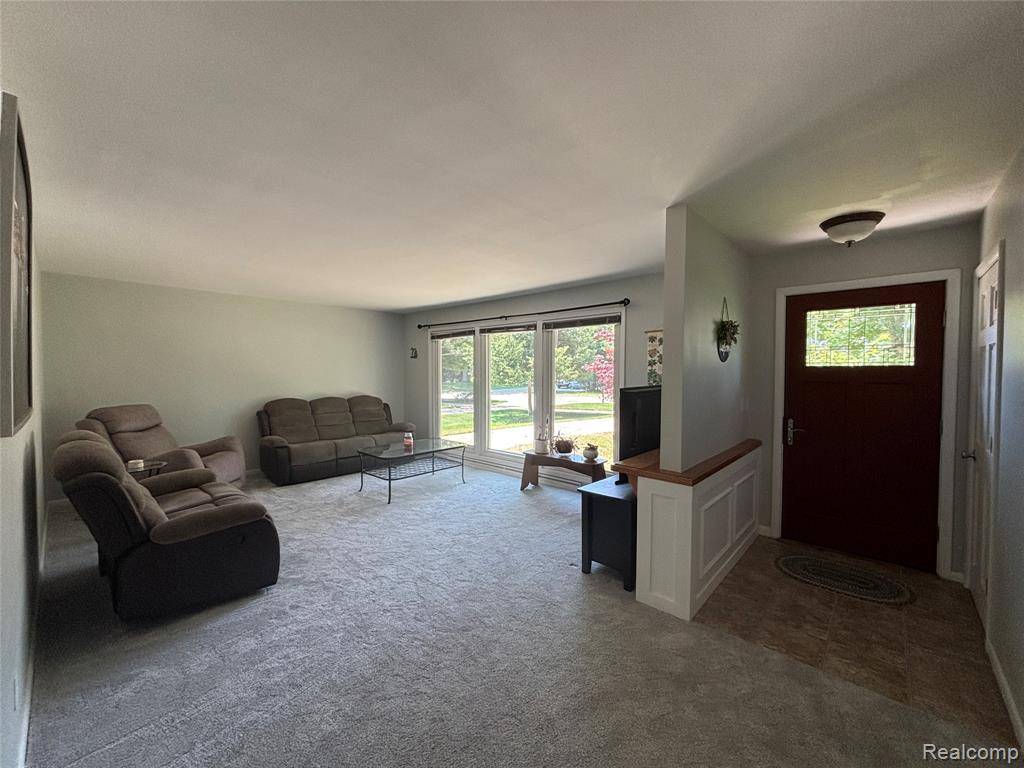 Grand Haven, MI 49417,14662 Lakeshore Drive