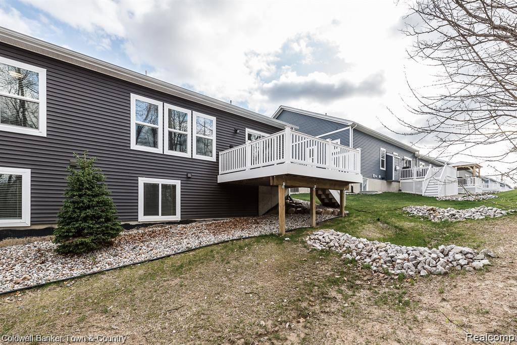 Howell, MI 48843,2941 Blue Sky Drive