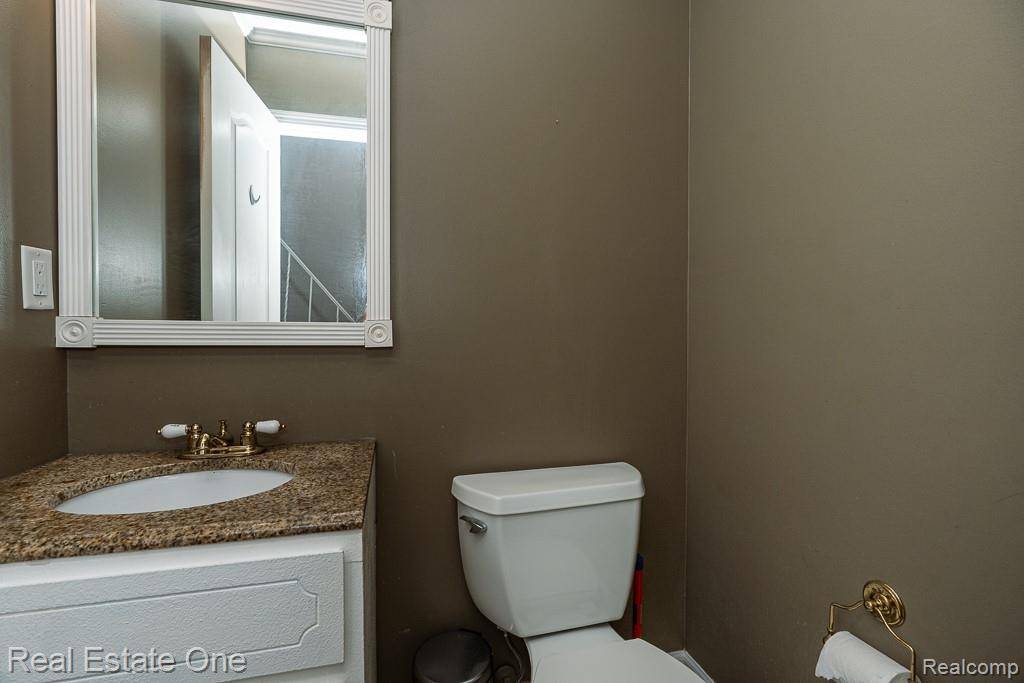 Rochester Hills, MI 48309,104 Manor Way