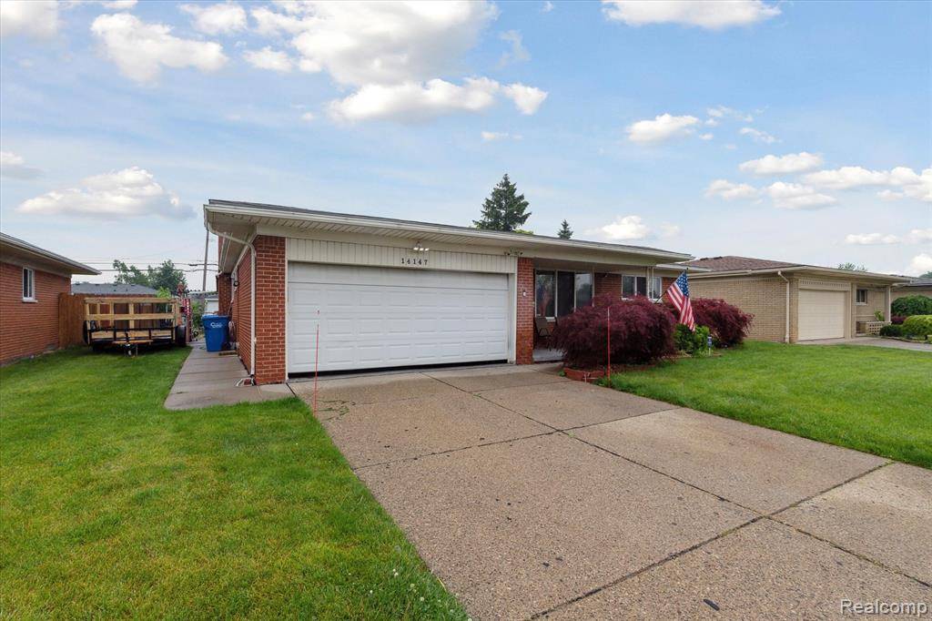 Warren, MI 48088,14147 Ivanhoe Drive