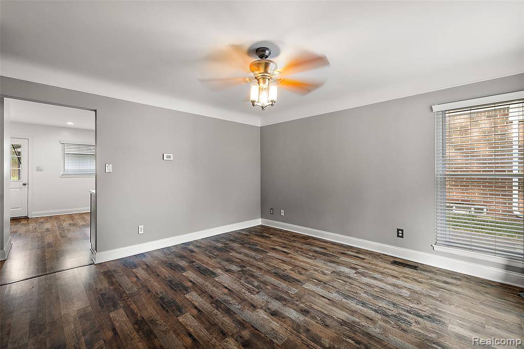 Royal Oak, MI 48073,726 WOODLAWN Avenue