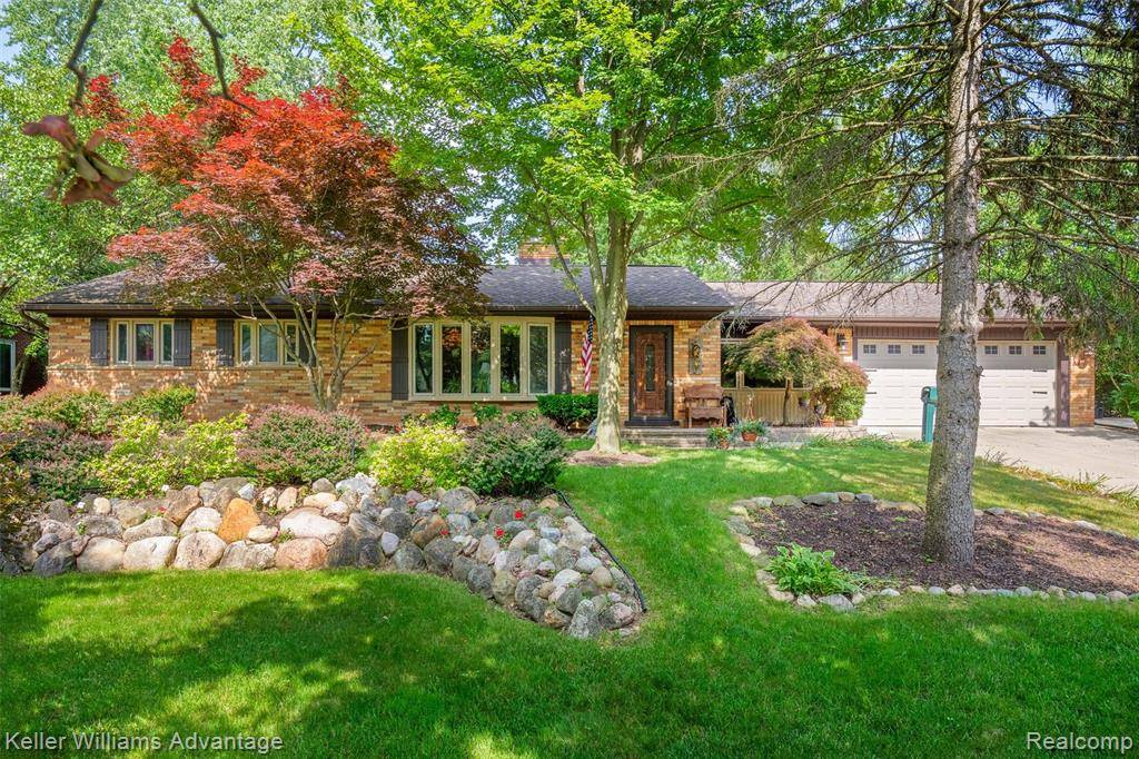 Livonia, MI 48154,15480 Edington Street
