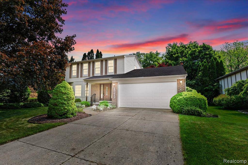 Livonia, MI 48154,15212 Riverside Street