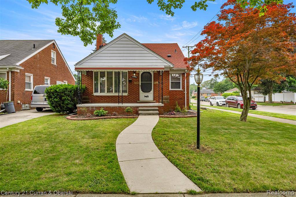 Allen Park, MI 48101,8904 Becker Avenue