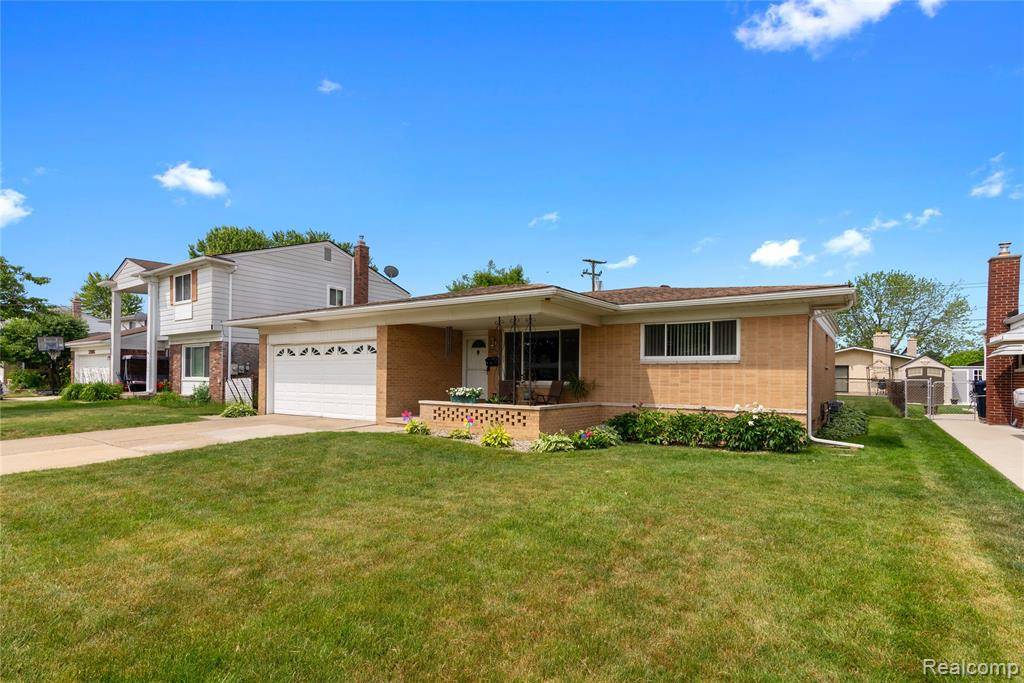 Sterling Heights, MI 48312,33119 Shelley Lynne Drive