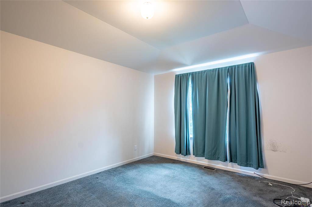 Lake Orion, MI,3679 W Madison Avenue
