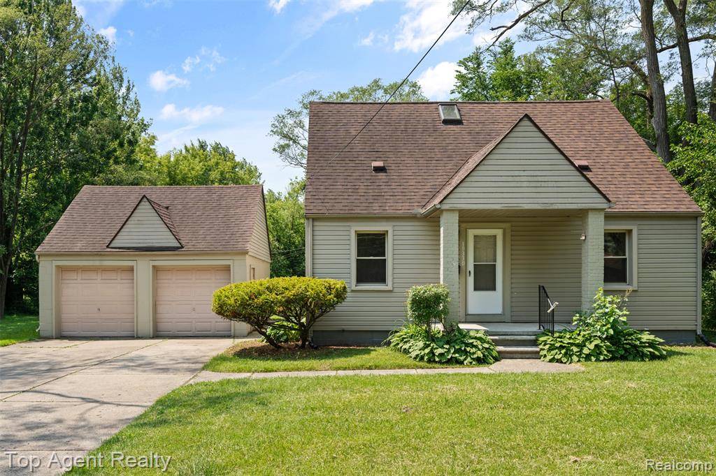 Harper Woods, MI 48225,19330 Eastwood Drive