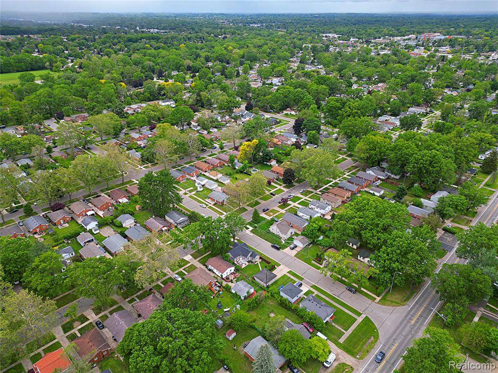 Redford, MI 48240,19444 Inkster Road