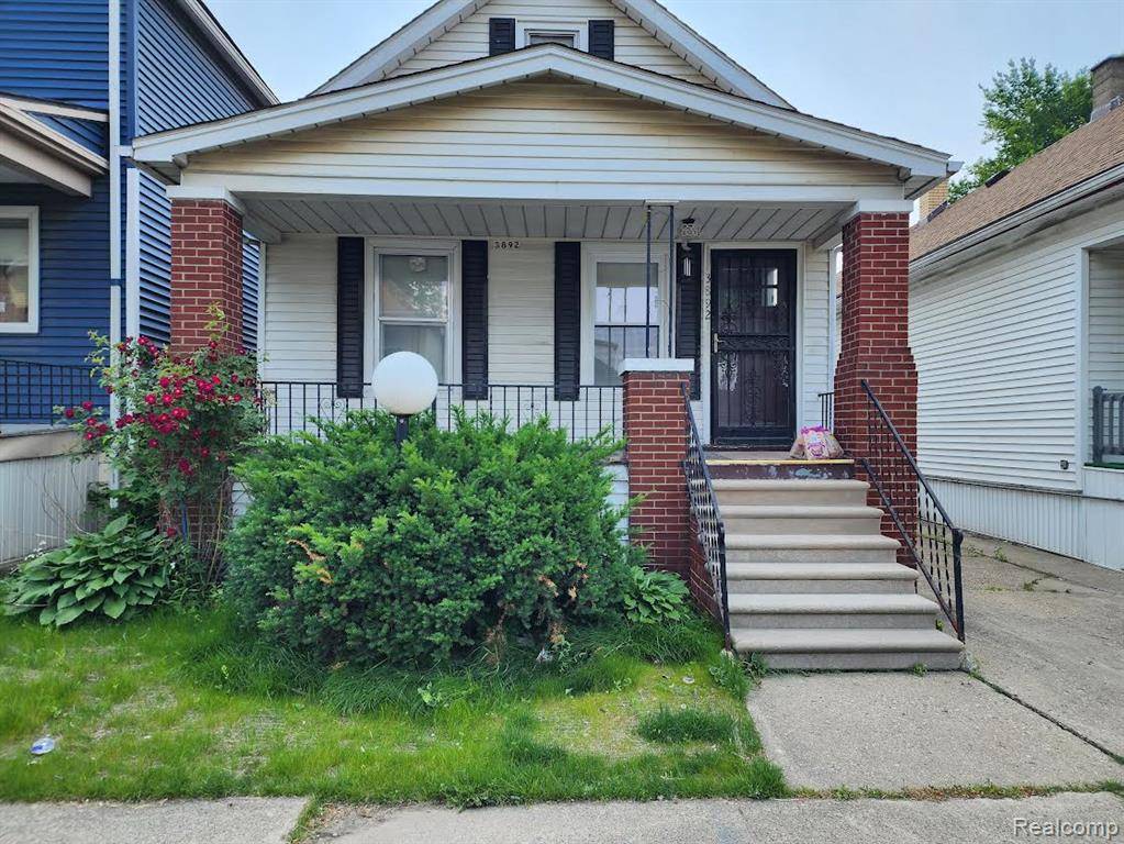 Hamtramck, MI 48212,3892 Belmont Street