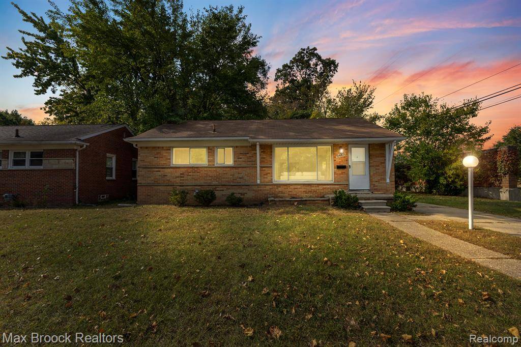 Oak Park, MI 48237,24811 SHERMAN Street