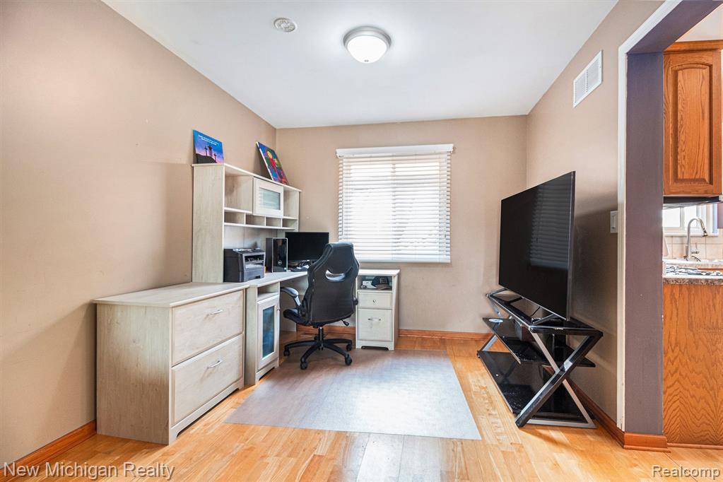 Troy, MI 48083,3857 Highland Drive