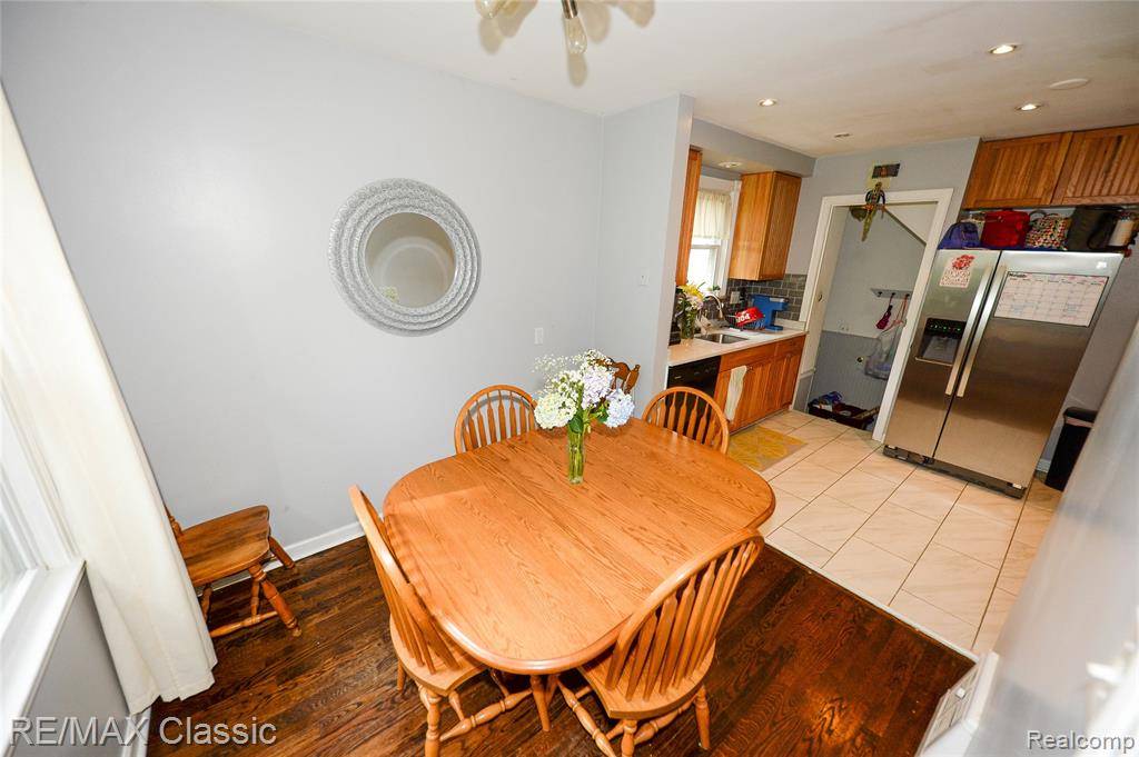 Ferndale, MI 48220,851 Flowerdale Street