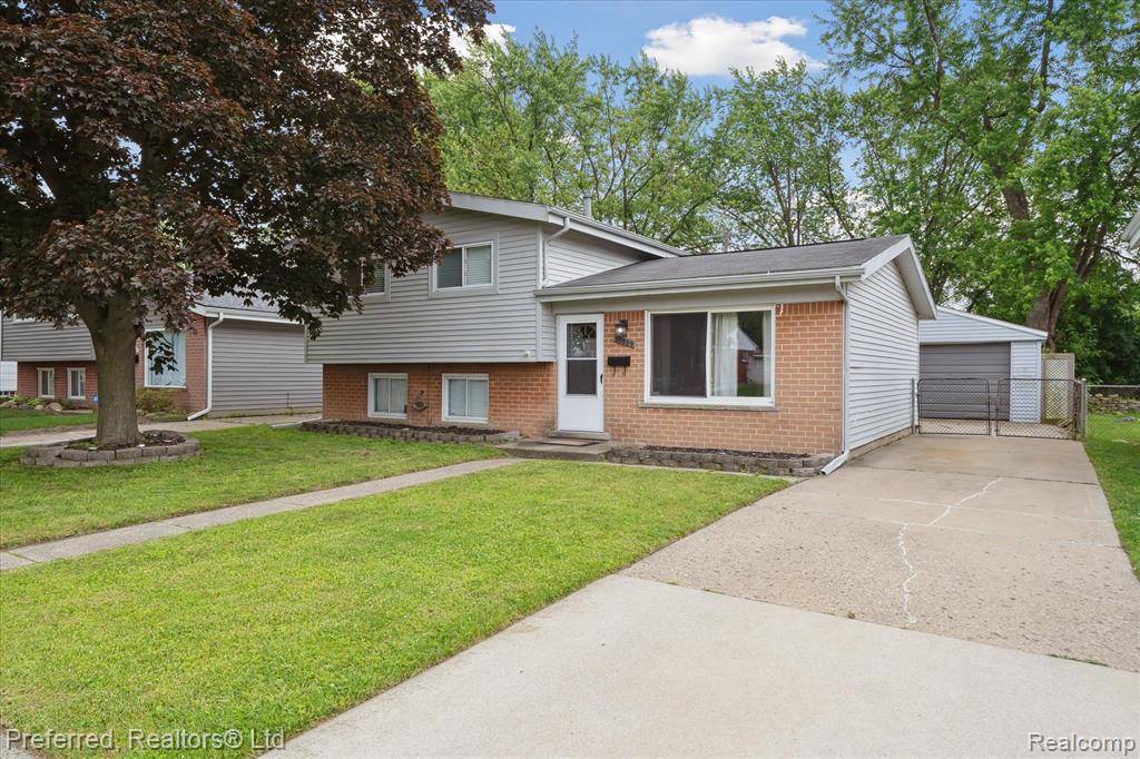 Westland, MI 48186,30889 Grandview Avenue