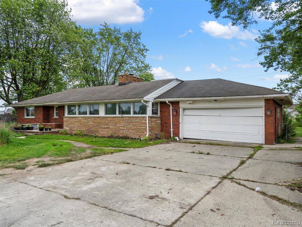 Chesterfield, MI,26280 21 Mile Road
