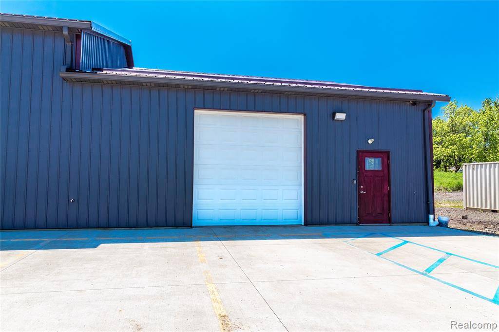 Lapeer, MI 48446,1697 N SAGINAW Street