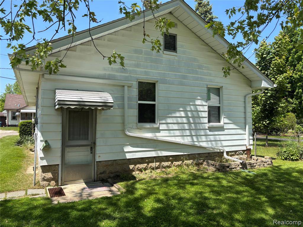 Oxford, MI 48371,28 Lincoln Street