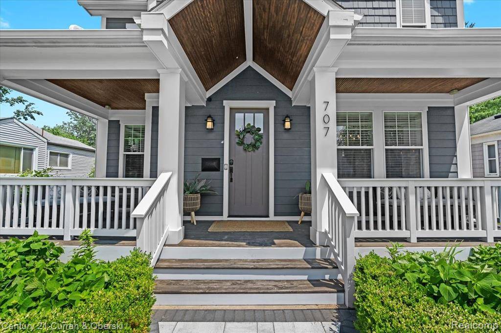 Royal Oak, MI 48067,707 S Altadena Avenue
