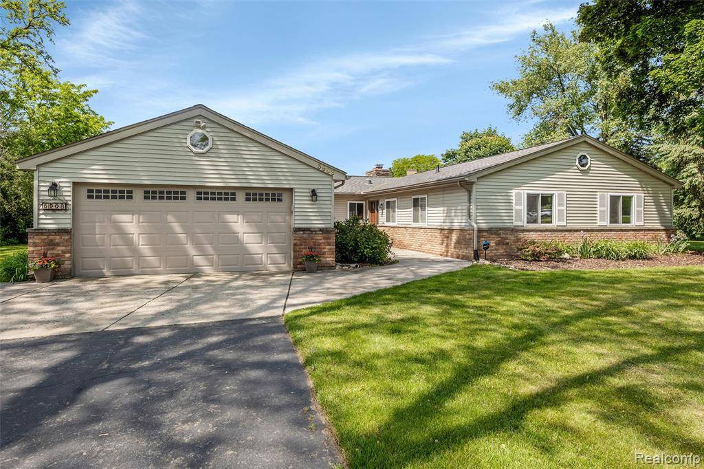 Bloomfield Hills, MI 48302,5908 Burnham Road