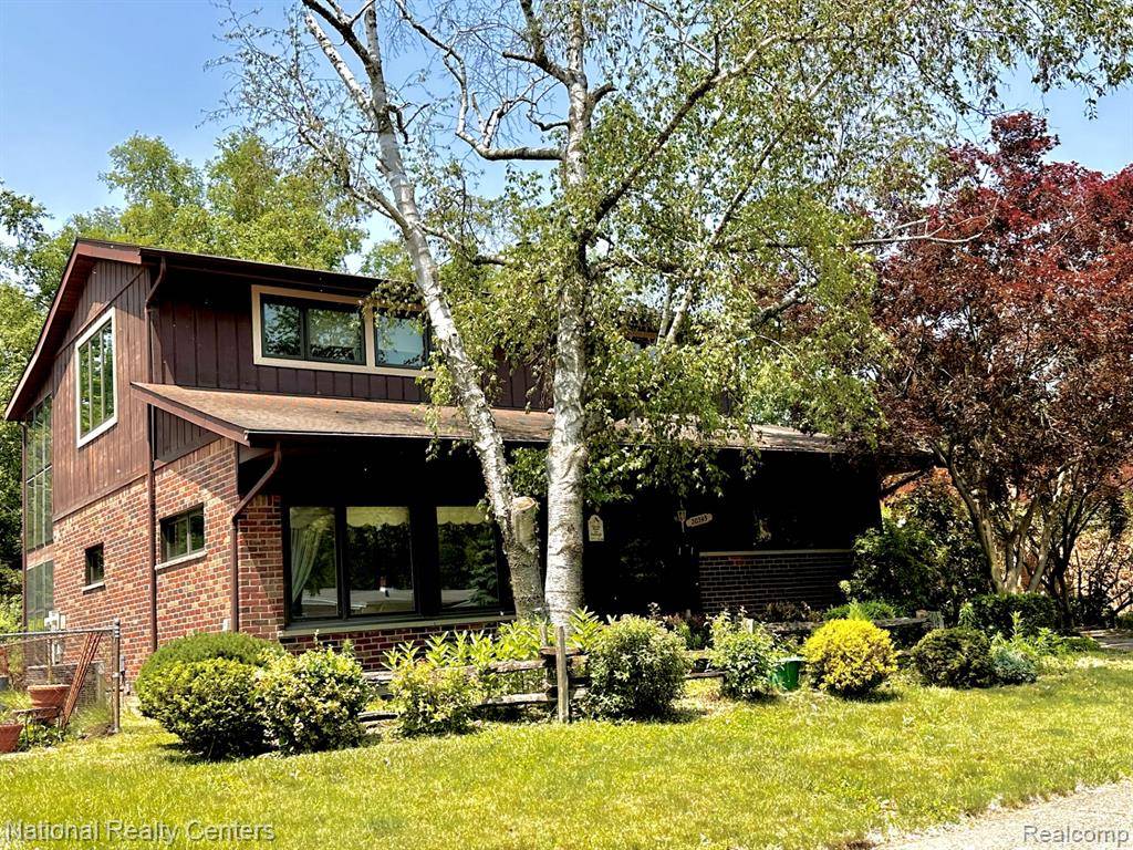 Livonia, MI 48152,20345 Maplewood Street