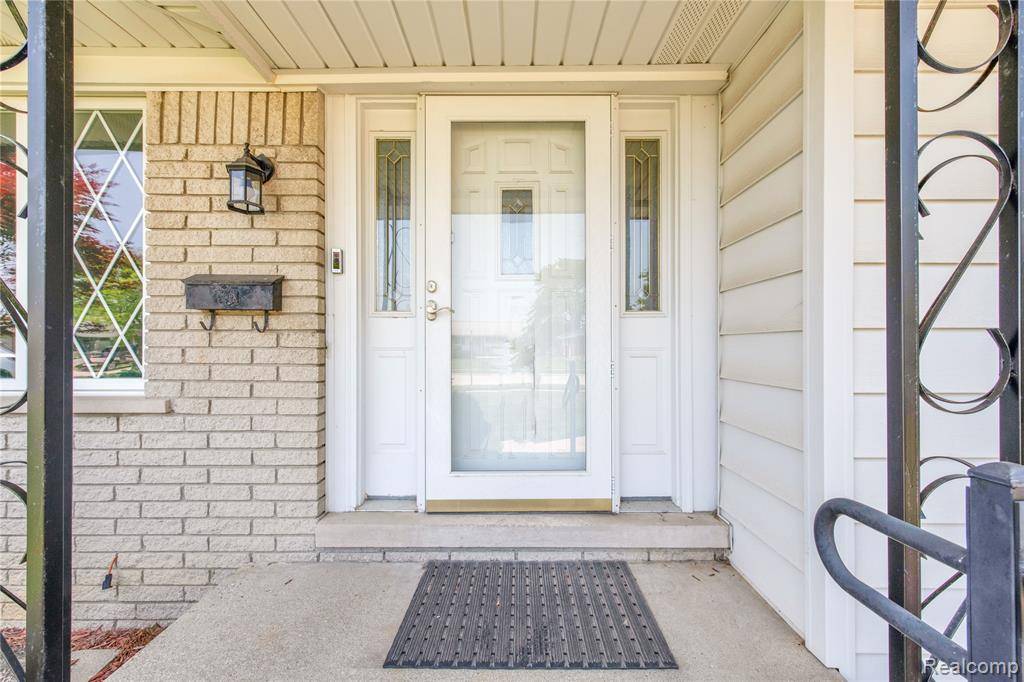 Southgate, MI 48195,15631 Susan Street