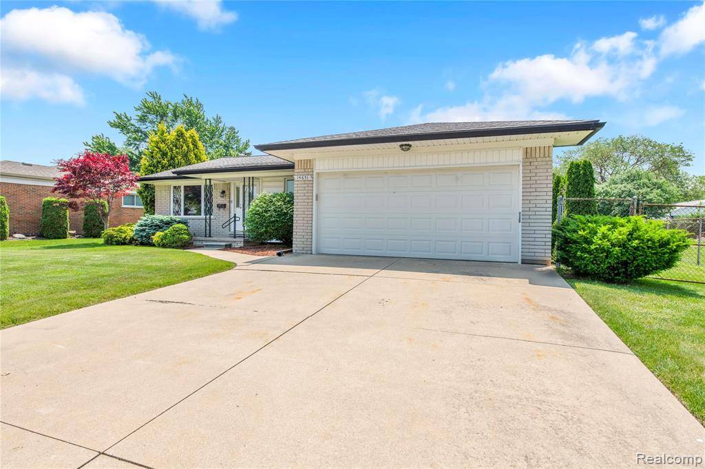 Southgate, MI 48195,15631 Susan Street