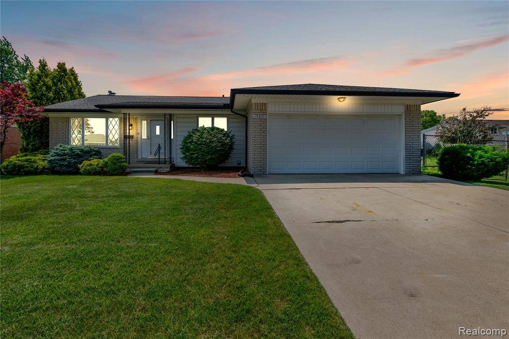 Southgate, MI 48195,15631 Susan Street