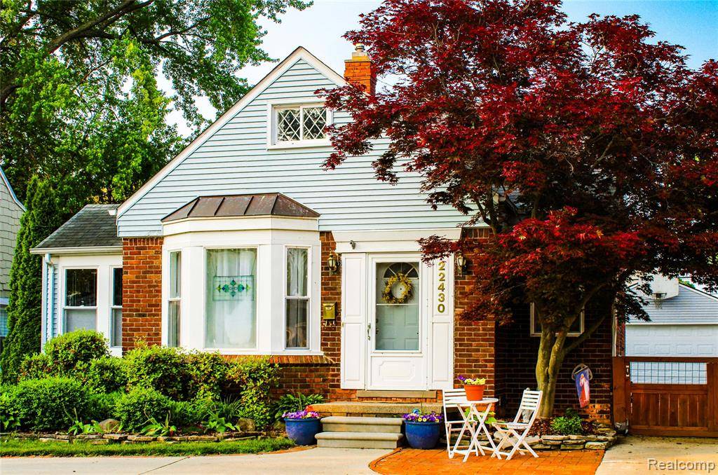 Saint Clair Shores, MI 48081,22430 Lakeland Street