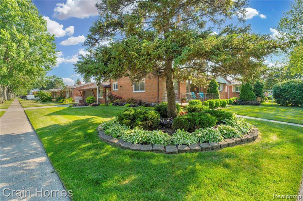Madison Heights, MI 48071,846 Moulin Avenue