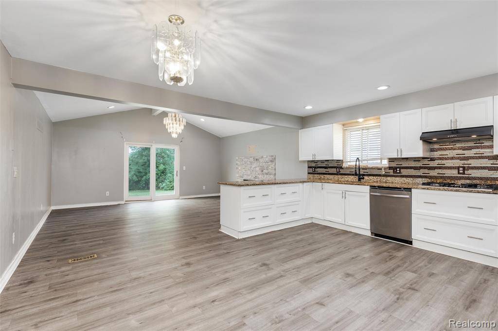 Sterling Heights, MI 48310,1958 Fox Hill Drive