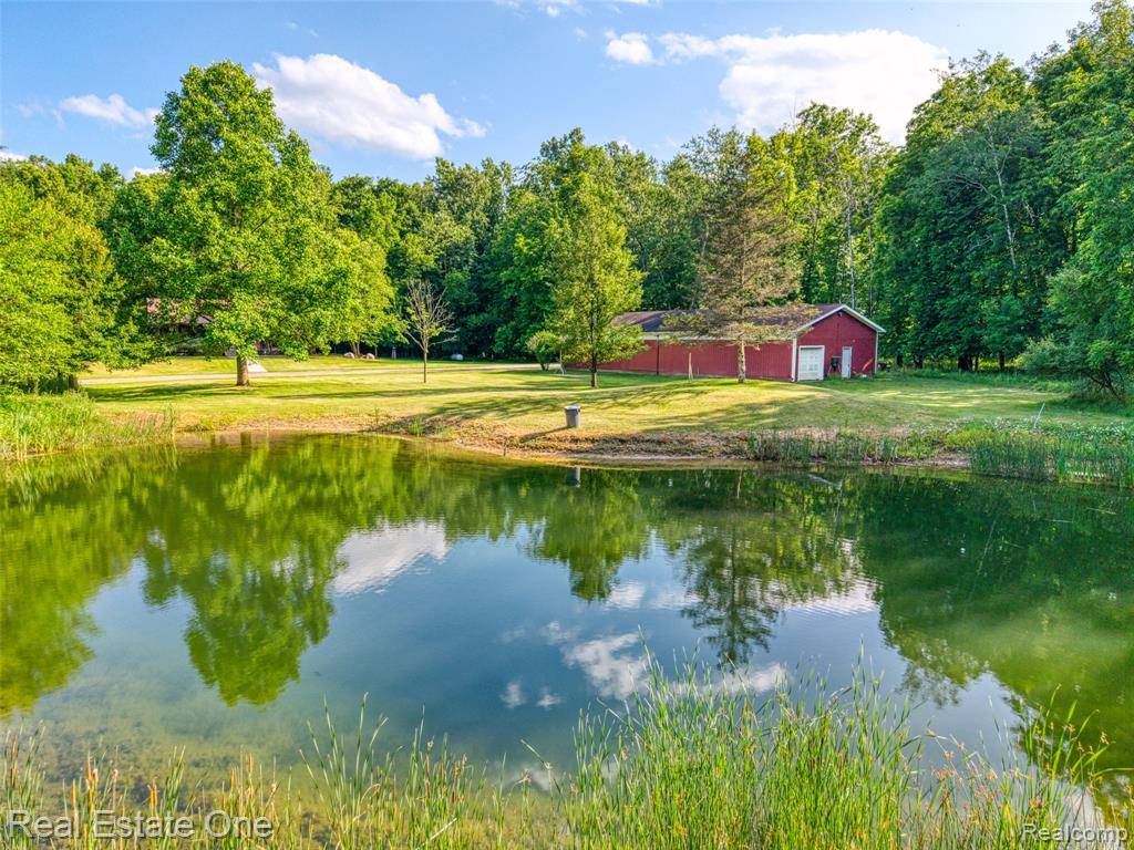 Gregory, MI 48137,15060 Van Syckle Court