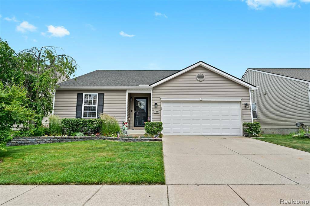 Fowlerville, MI 48836,2766 Au Gres River Drive