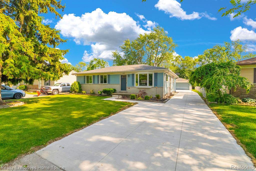Shelby Twp, MI 48317,8540 Russell Street