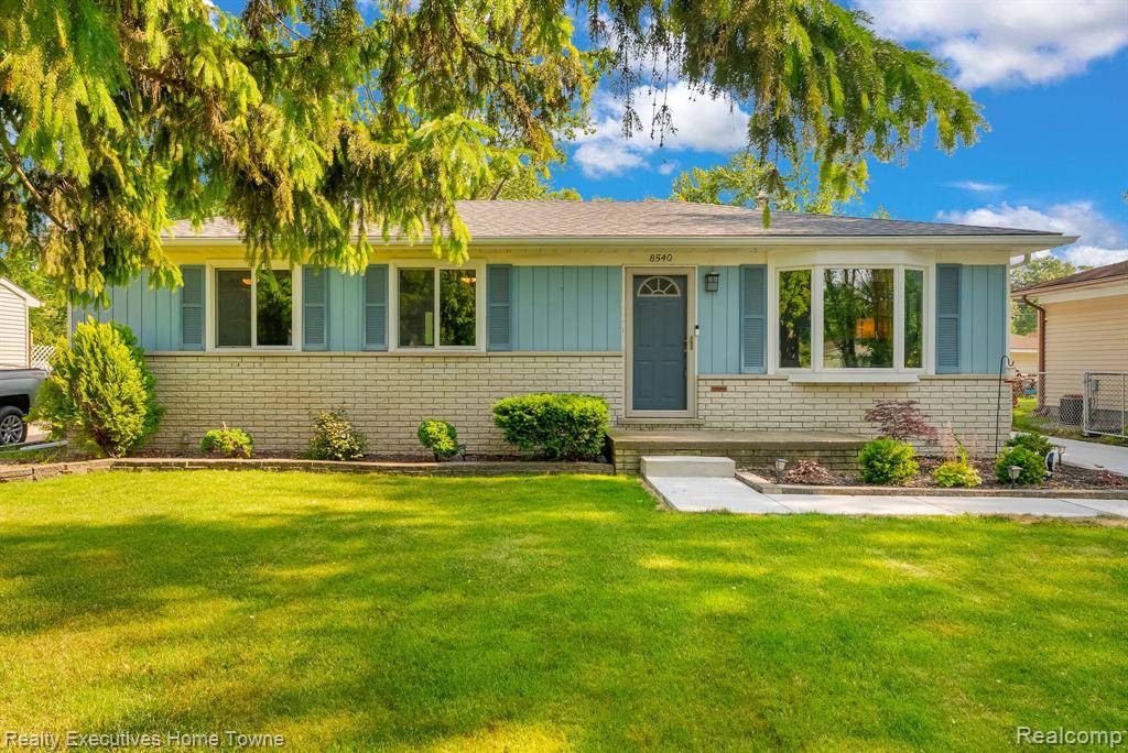 Shelby Twp, MI 48317,8540 Russell Street