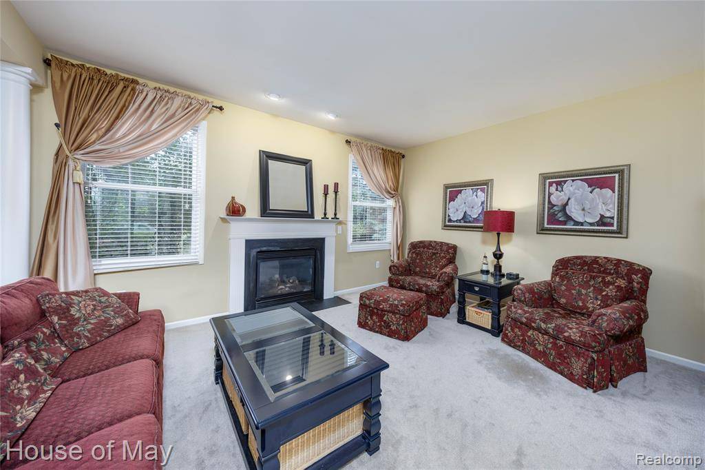 Commerce Twp, MI 48382,1768 Carriage Hill